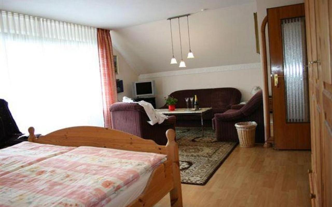Pension Haus Zum Schlehenberg Bayreuth Buitenkant foto